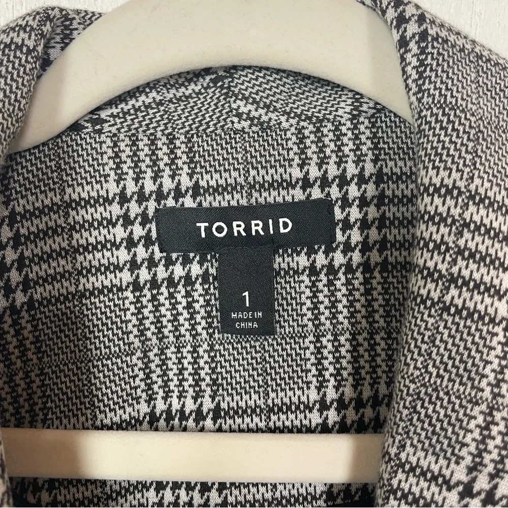 Torrid Herringbone Open Front Oversized Gray Blazer Academia Professor Preppy 1X